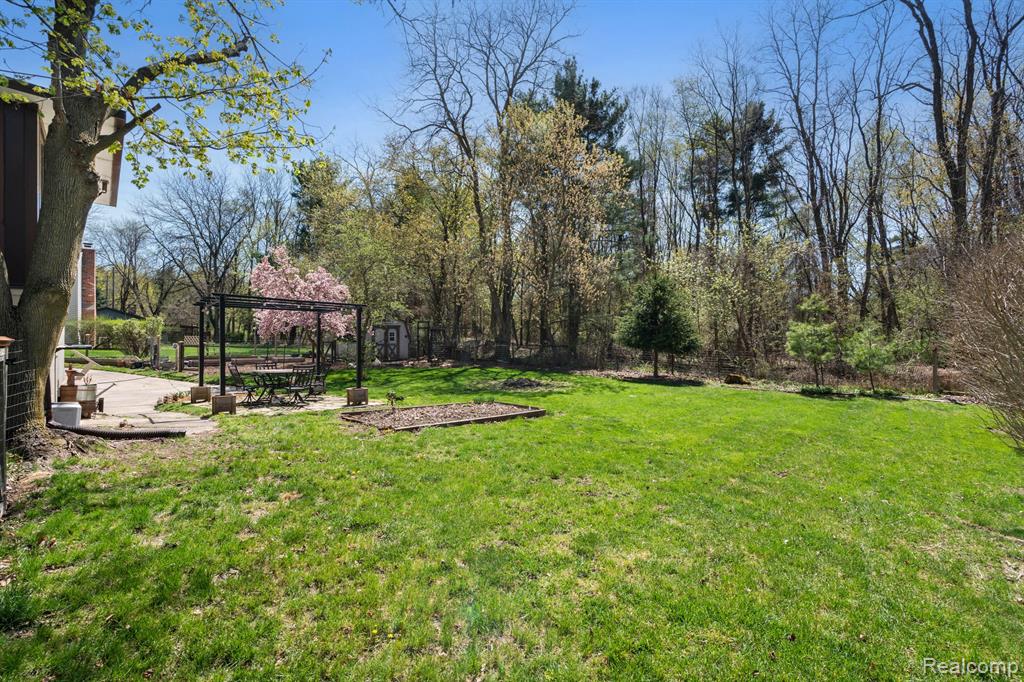3286 Spring Meadow Drive Property Photo 48