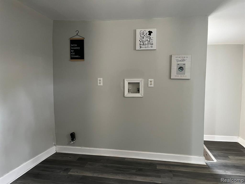 417 E Hunt Street Property Photo 8