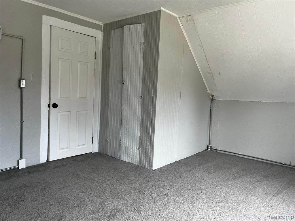 417 E Hunt Street Property Photo 30