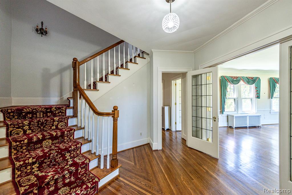 434 Hendrie Boulevard Property Photo 7