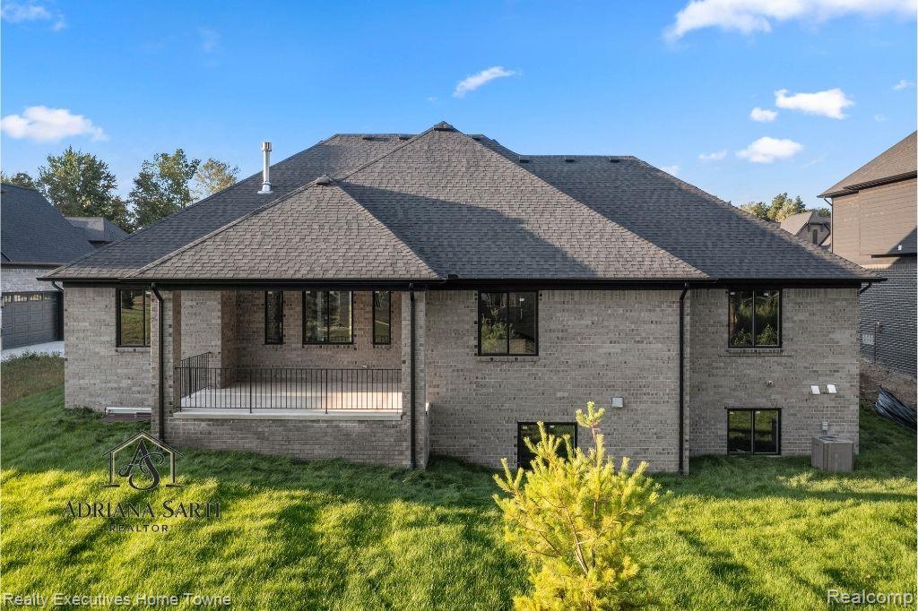 11812 Encore Drive Property Photo 4