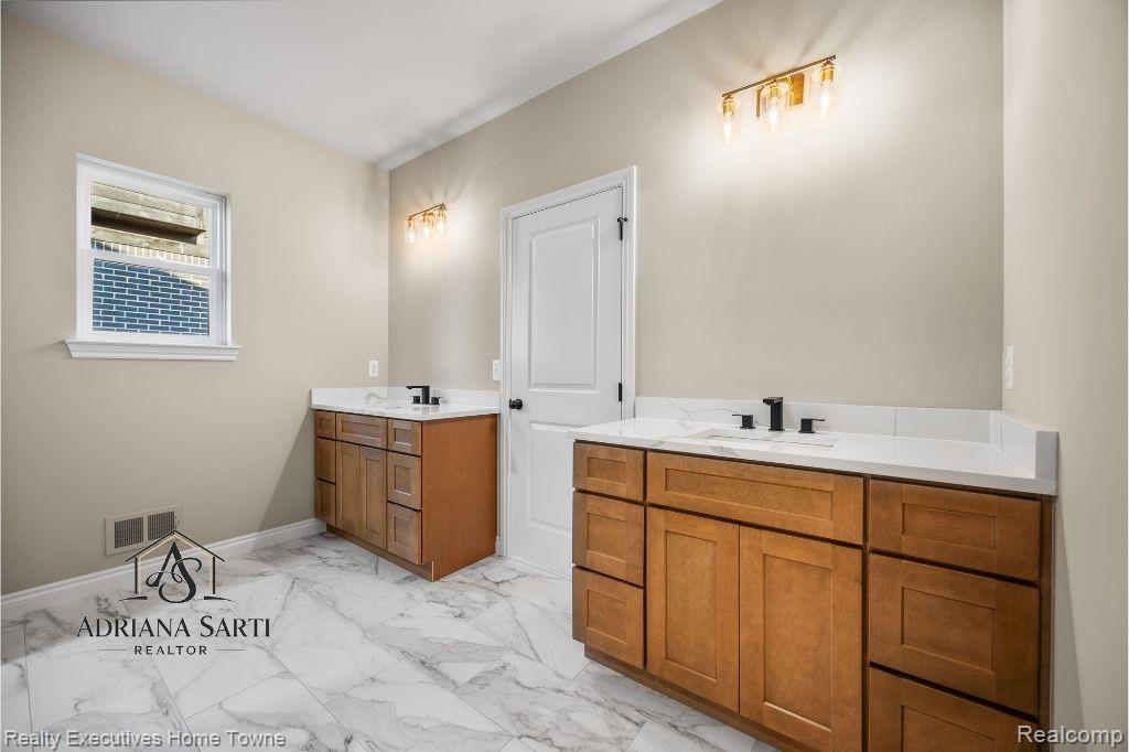 11812 Encore Drive Property Photo 22