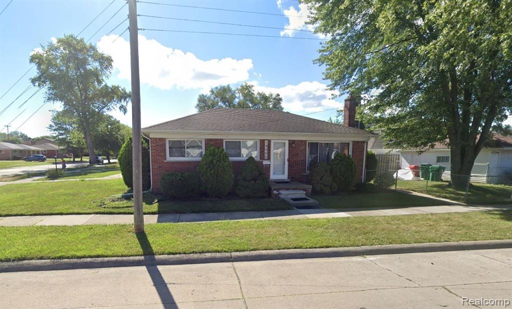 19000 ROSETTA Avenue Property Photo 1