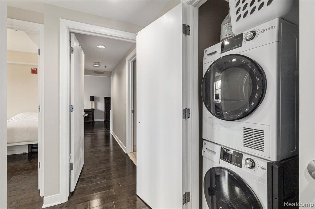 525 W Lafayette Boulevard Property Photo 17