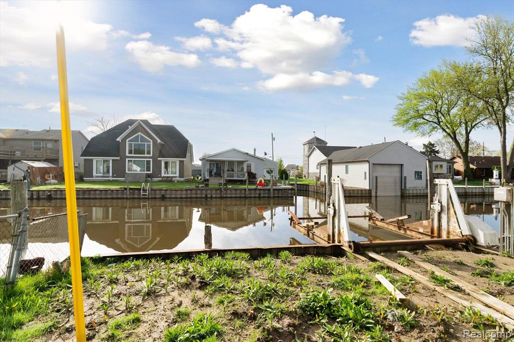 45518 Jefferson Avenue Property Photo 42