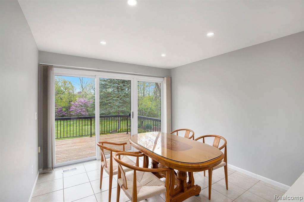 1204 Bradbury Drive Property Photo 13
