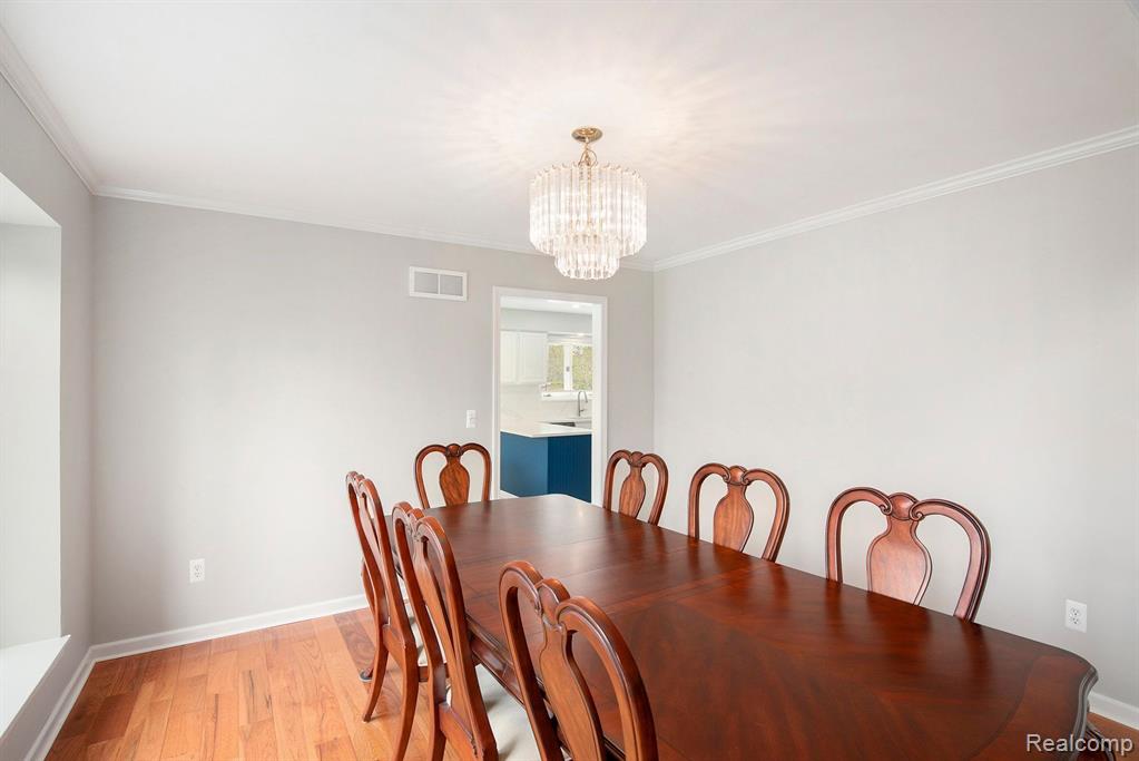 1204 Bradbury Drive Property Photo 16