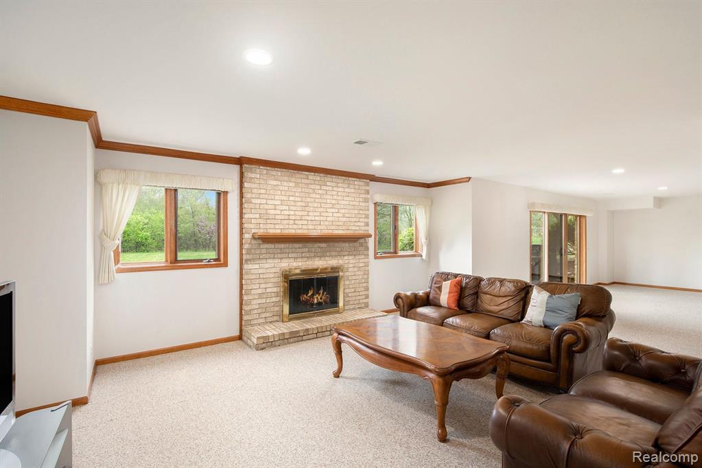 1204 Bradbury Drive Property Photo 32