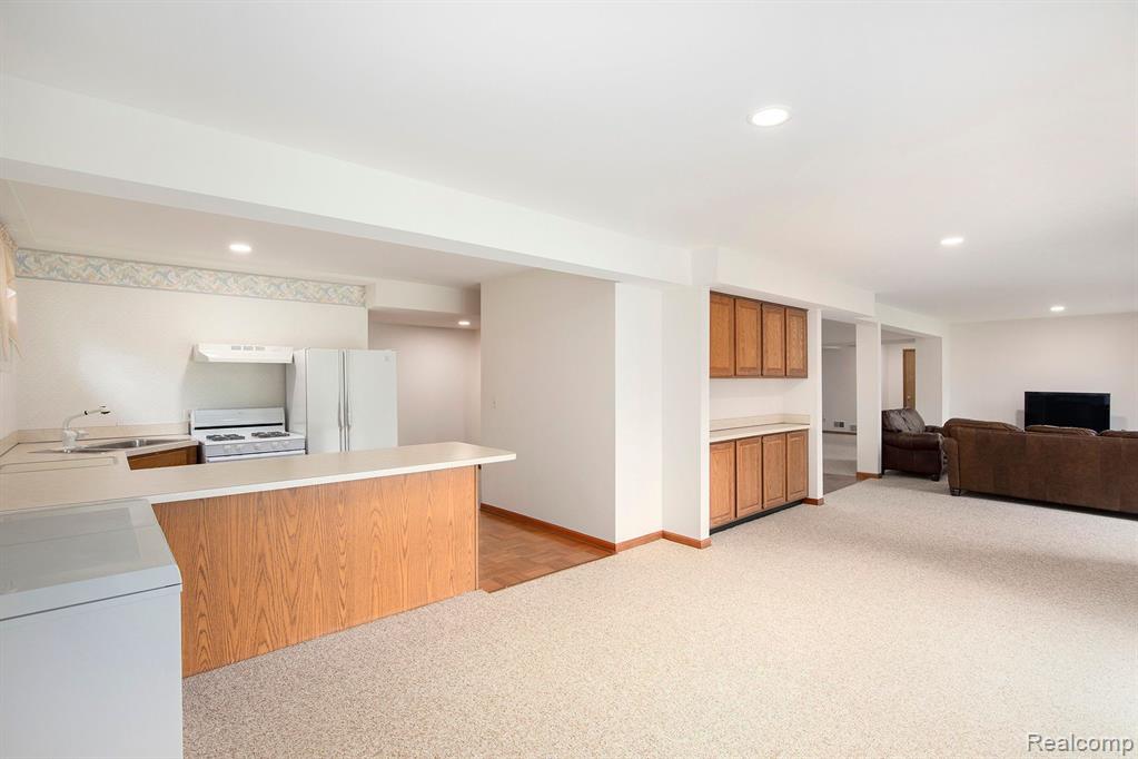 1204 Bradbury Drive Property Photo 39
