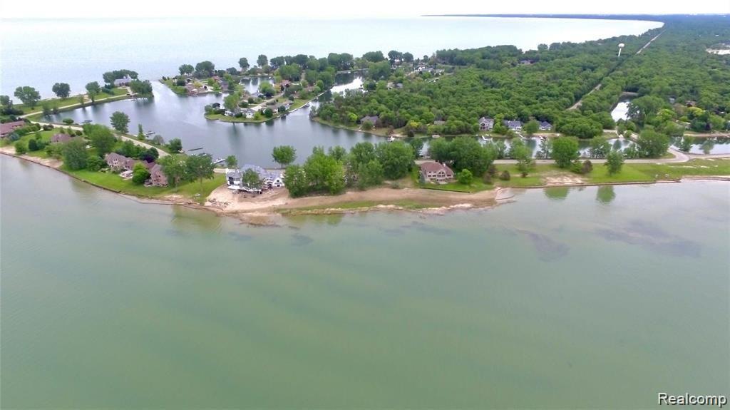 9899 Sunset Boulevard Property Photo 3