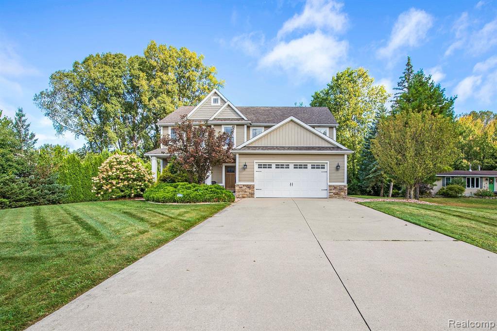 1806 Grace Avenue Property Photo 1