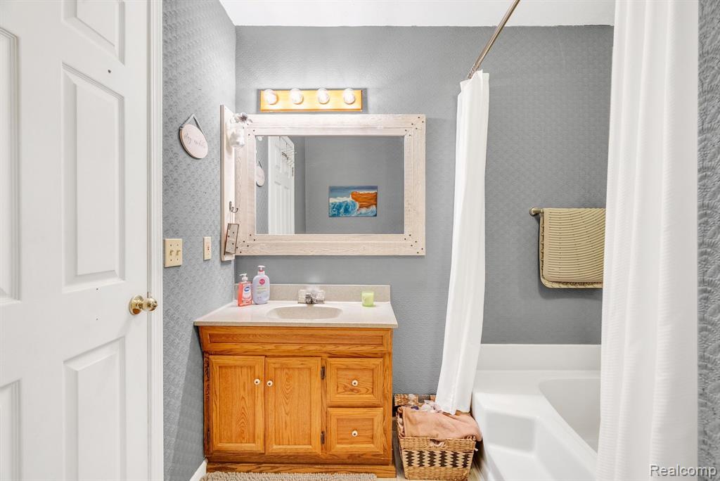 144 Westshore Drive Property Photo 21