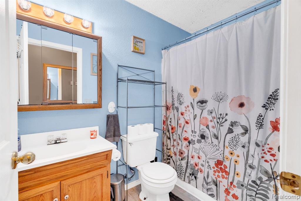 144 Westshore Drive Property Photo 27