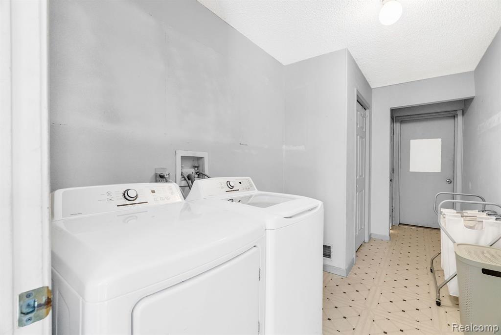 144 Westshore Drive Property Photo 28
