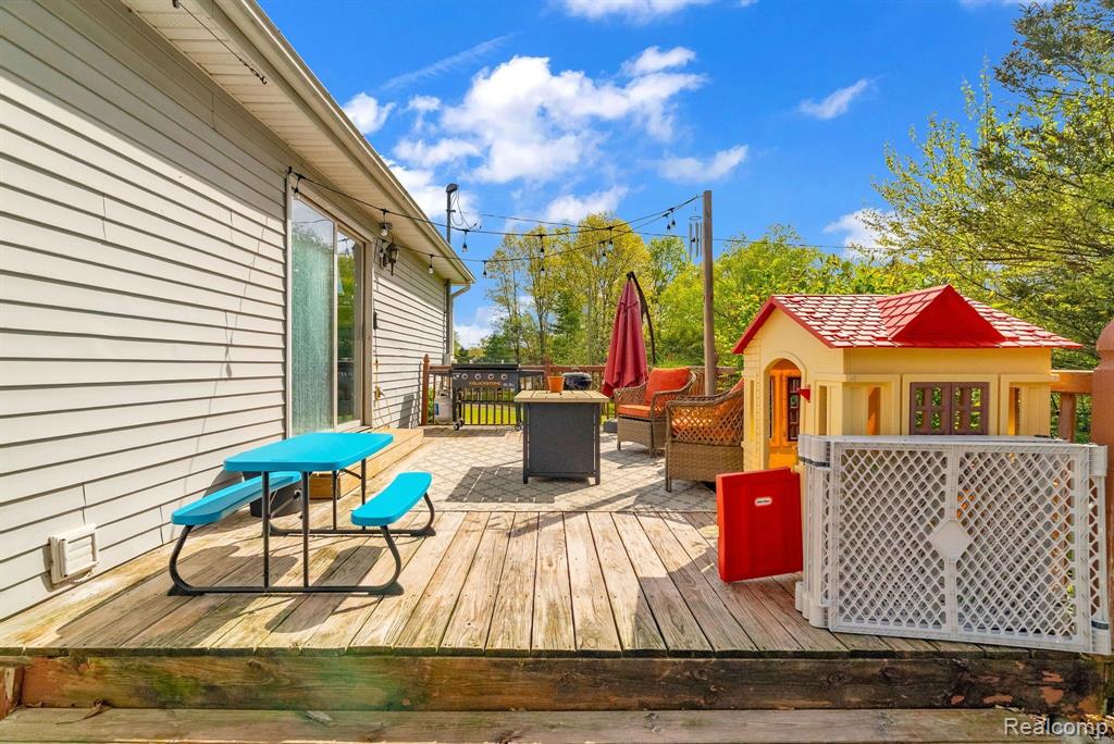 144 Westshore Drive Property Photo 40