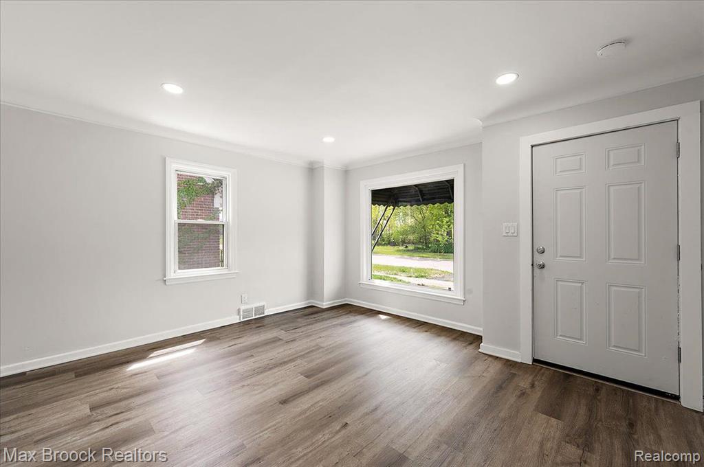 21392 Bethlawn Boulevard Property Photo 4