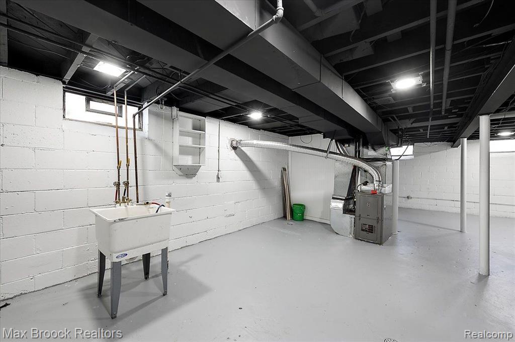 21392 Bethlawn Boulevard Property Photo 23
