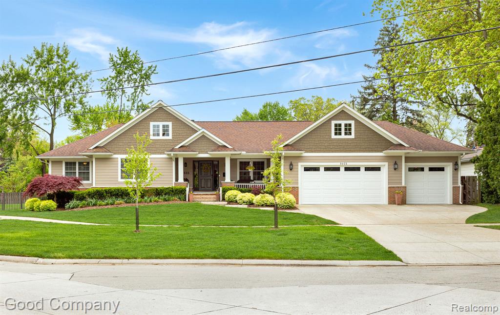 1605 Lloyd Avenue Property Photo 1
