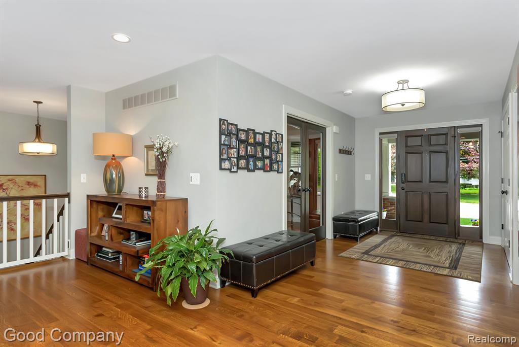 1605 Lloyd Avenue Property Photo 5
