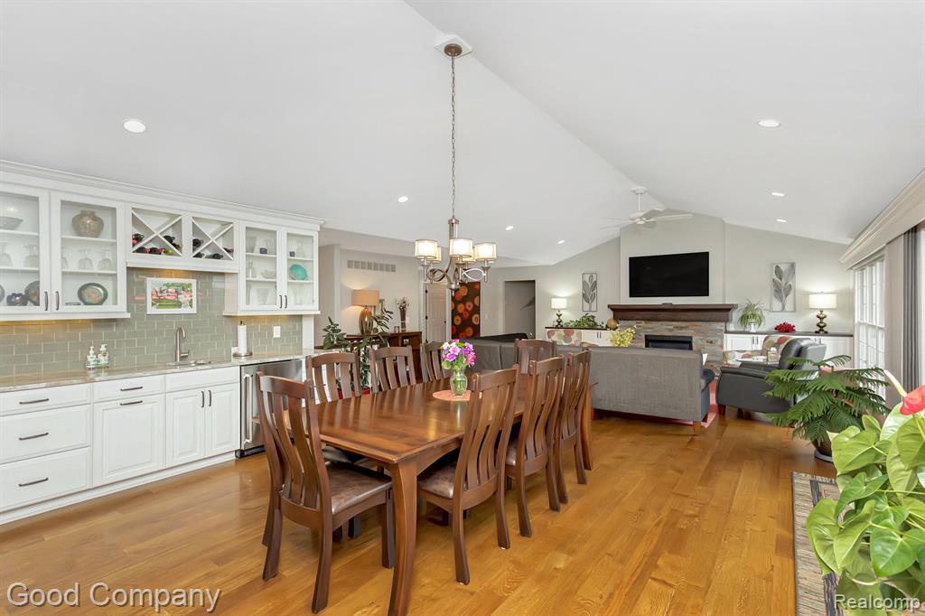1605 Lloyd Avenue Property Photo 11