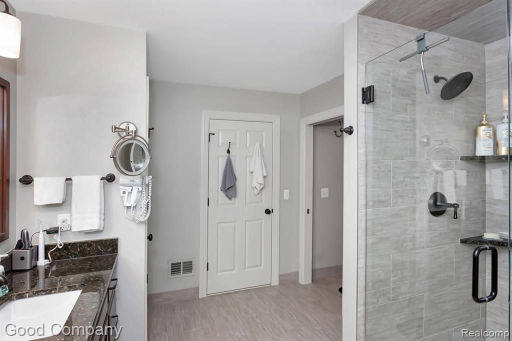1605 Lloyd Avenue Property Photo 29