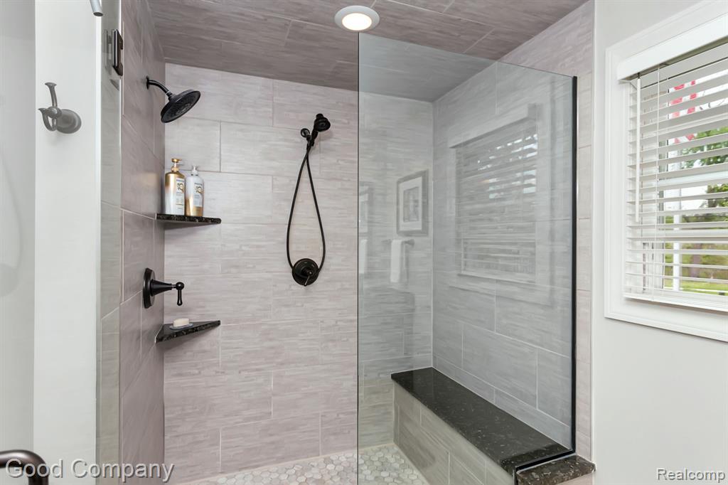 1605 Lloyd Avenue Property Photo 30