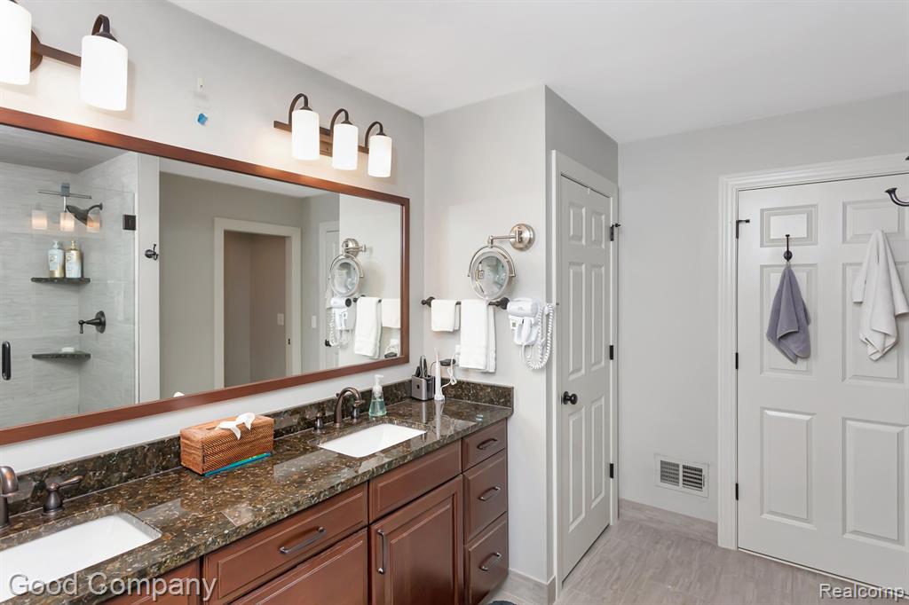 1605 Lloyd Avenue Property Photo 31