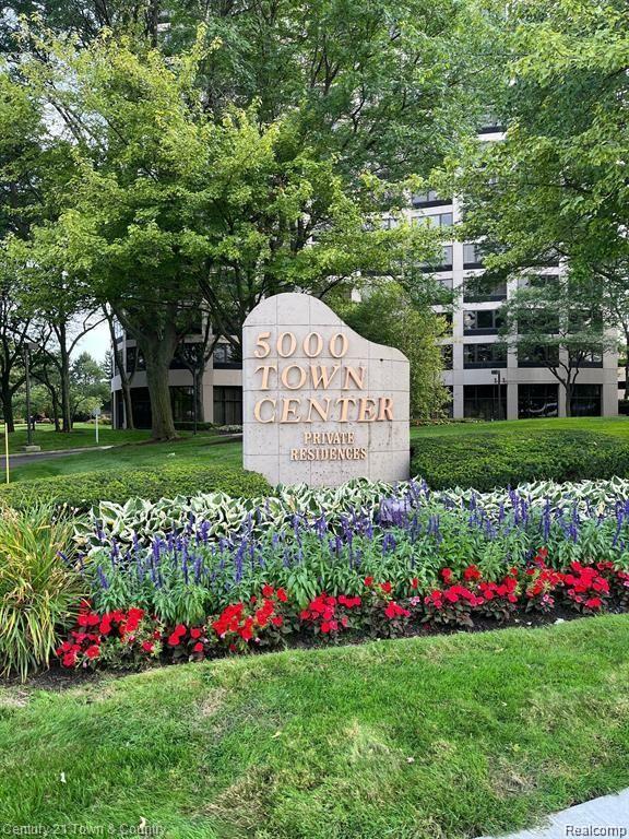 5000 Town Center Property Photo 36