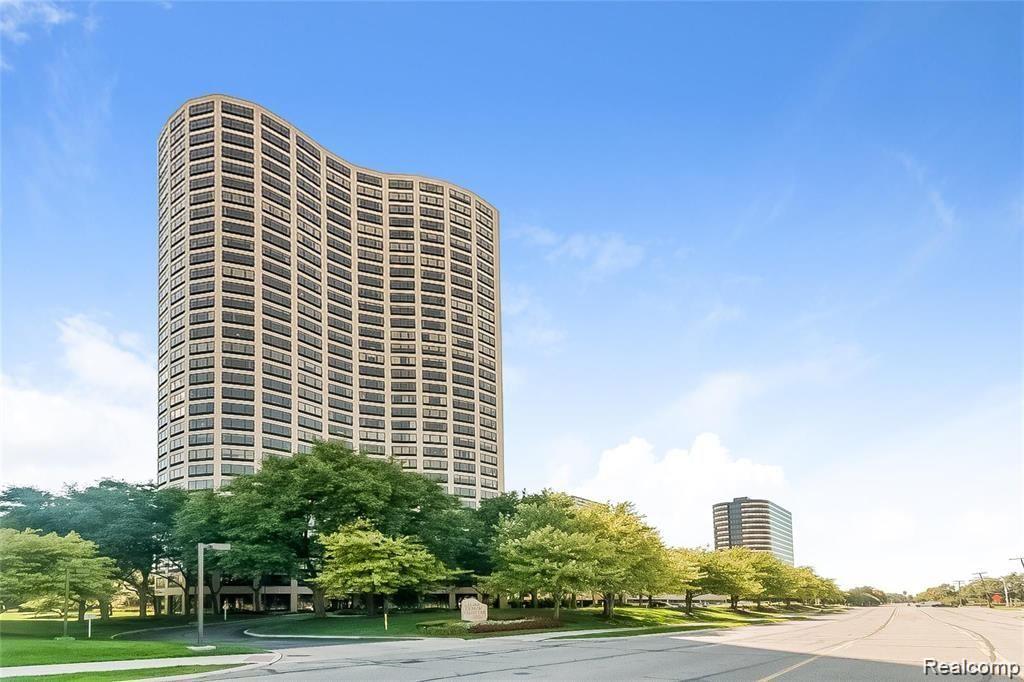 5000 Town Center Property Photo 41