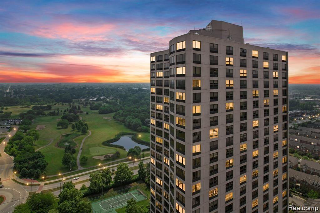 5000 Town Center Property Photo 44