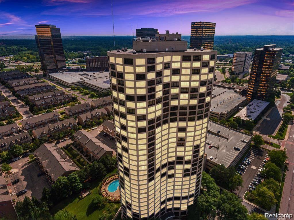 5000 Town Center Property Photo 45