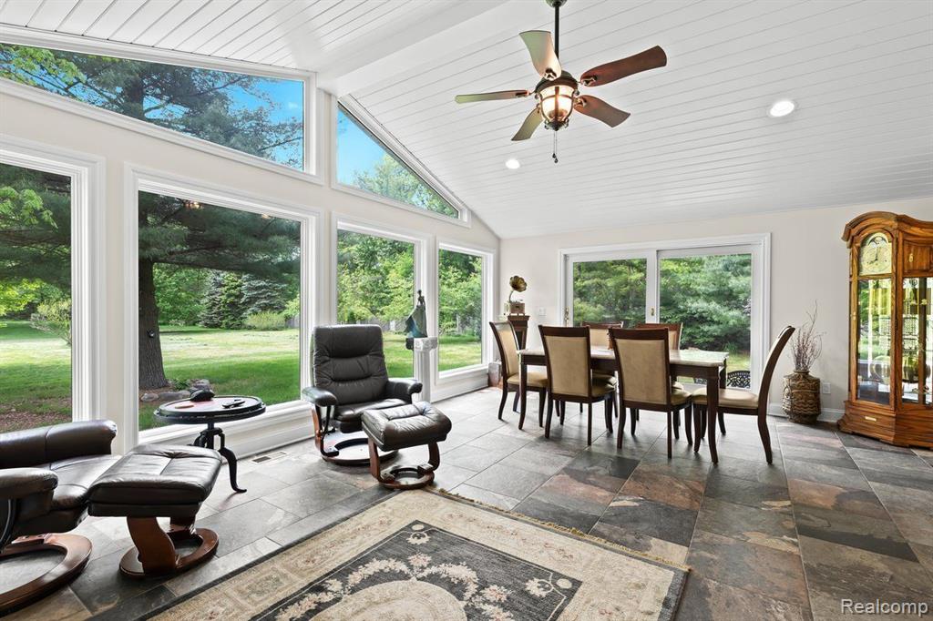 52851 Fairchild Road Property Photo 6