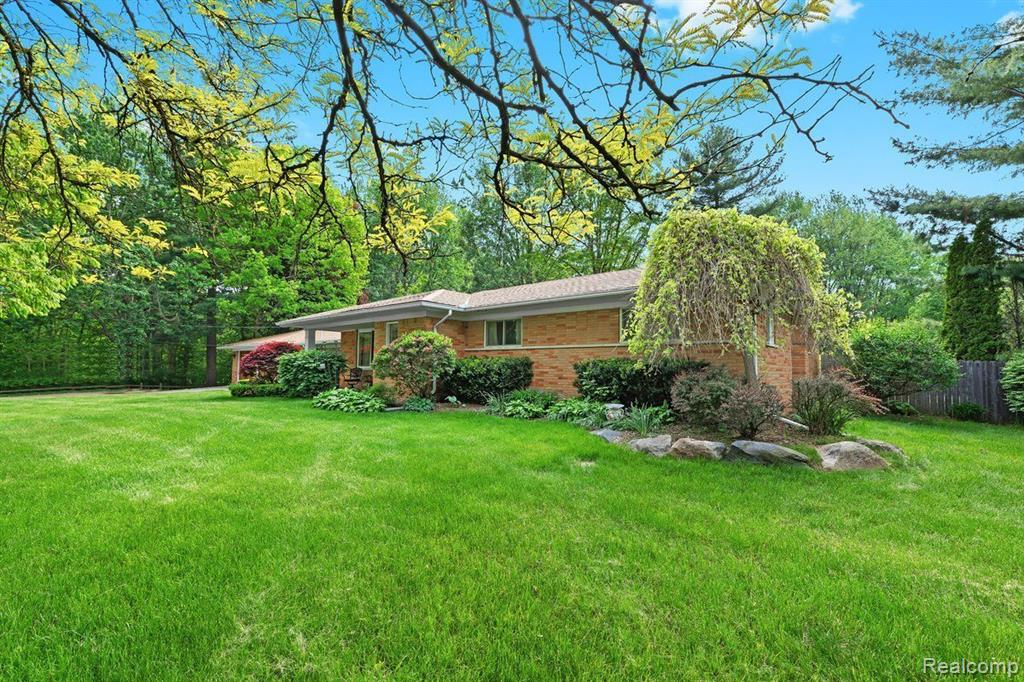 52851 Fairchild Road Property Photo 12
