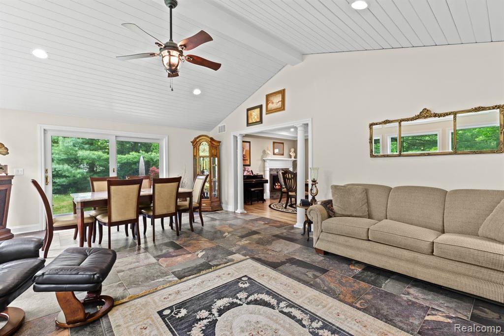 52851 Fairchild Road Property Photo 24