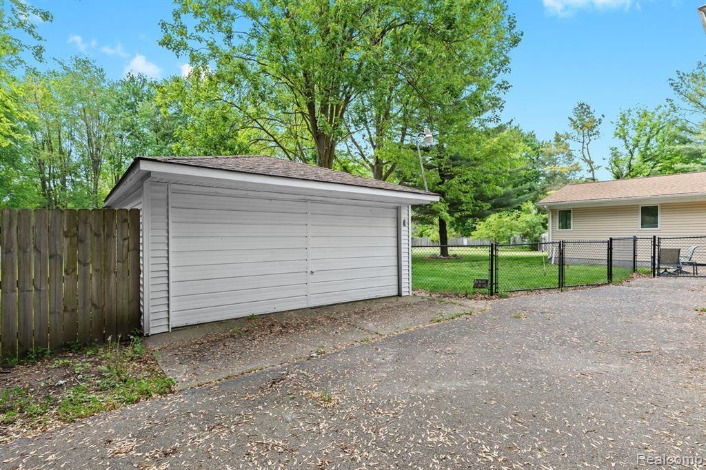 52851 Fairchild Road Property Photo 55