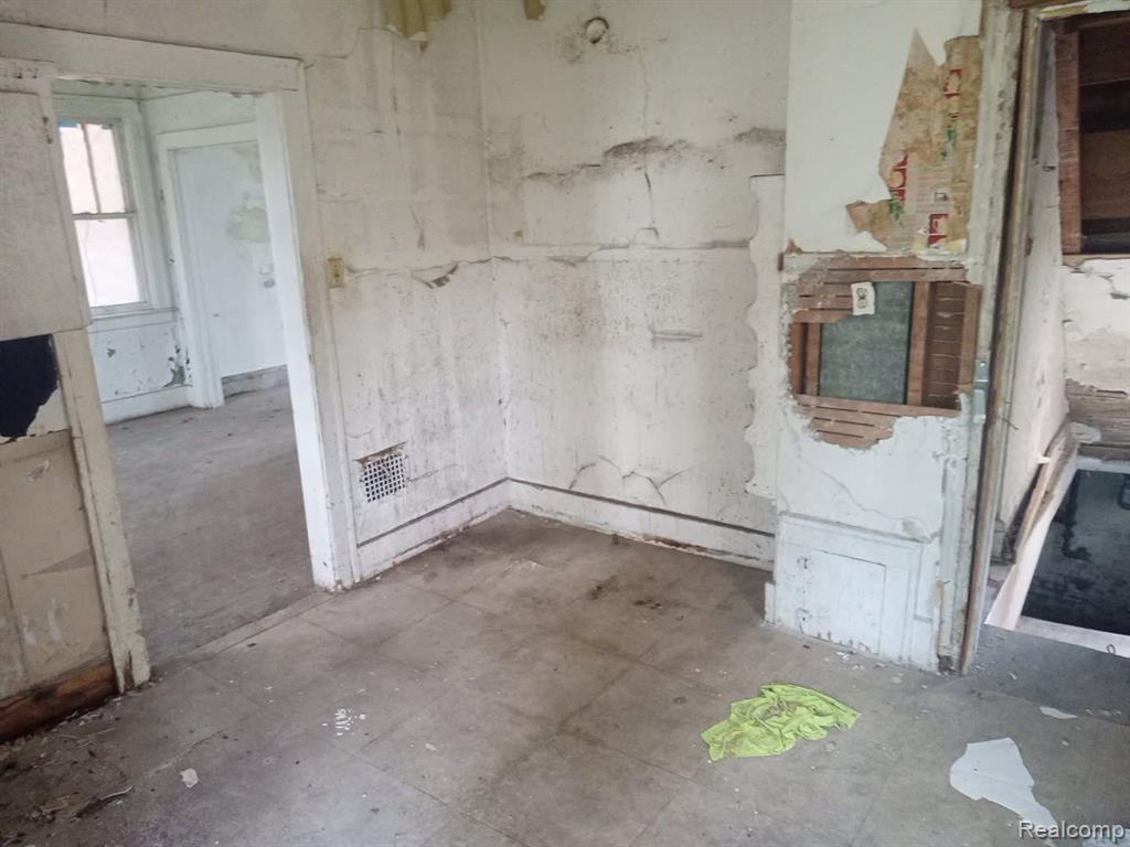 12610 Northlawn Street Property Photo 3