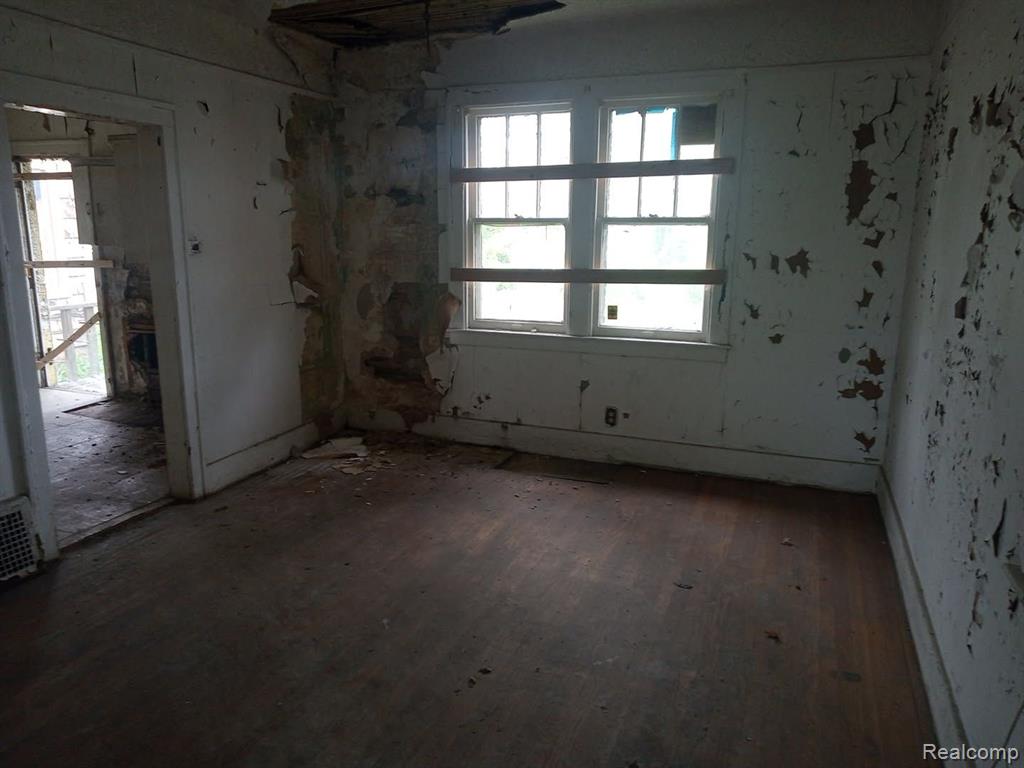 12610 Northlawn Street Property Photo 4