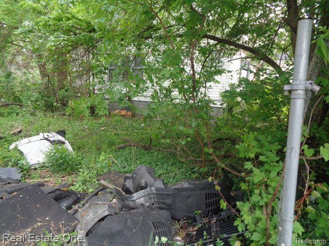 14876 Wisconsin Street Property Photo 5