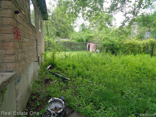 14876 Wisconsin Street Property Photo 8