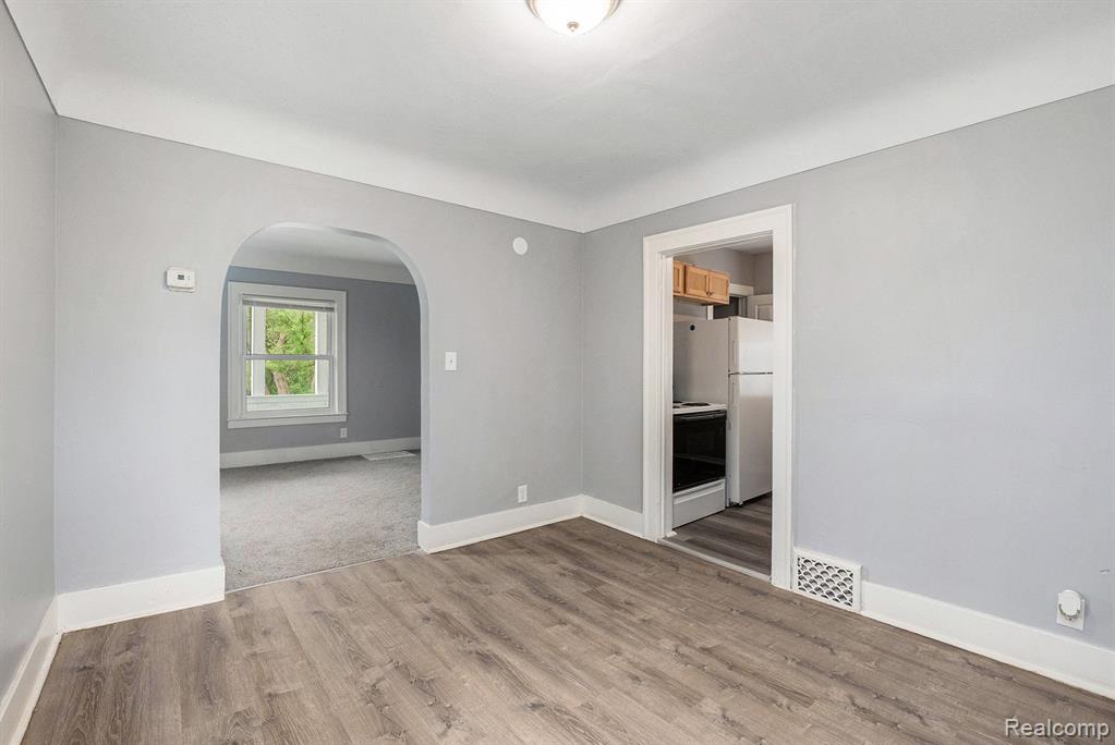 54 Hudson Avenue Property Photo 9