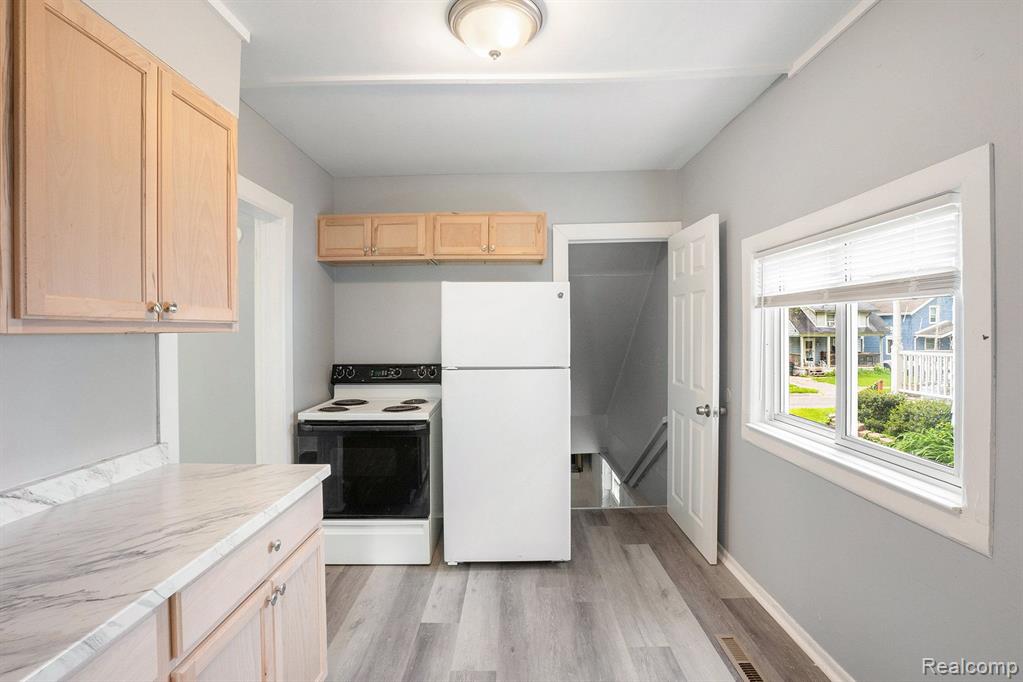 54 Hudson Avenue Property Photo 10
