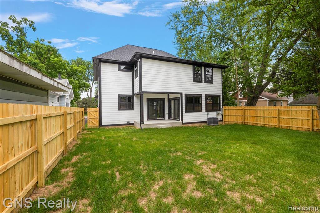 206 E Windemere Avenue Property Photo 10