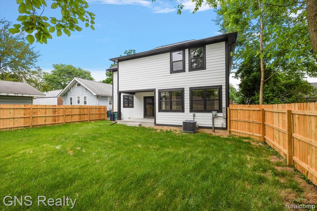 206 E Windemere Avenue Property Photo 12