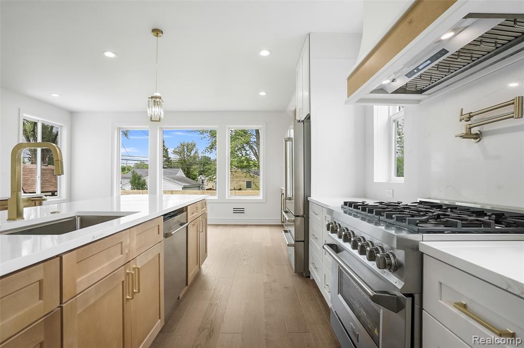 4112 Elmhurst Avenue Property Photo 19