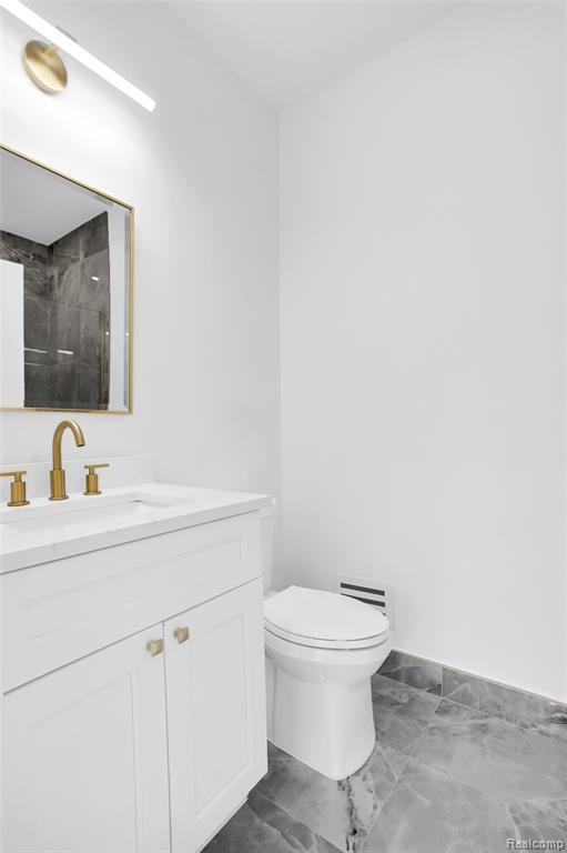 227 W Houstonia Avenue Property Photo 33