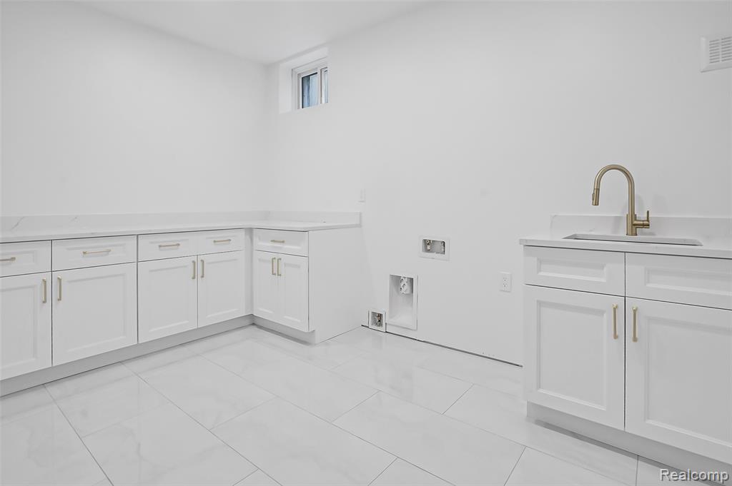 227 W Houstonia Avenue Property Photo 41