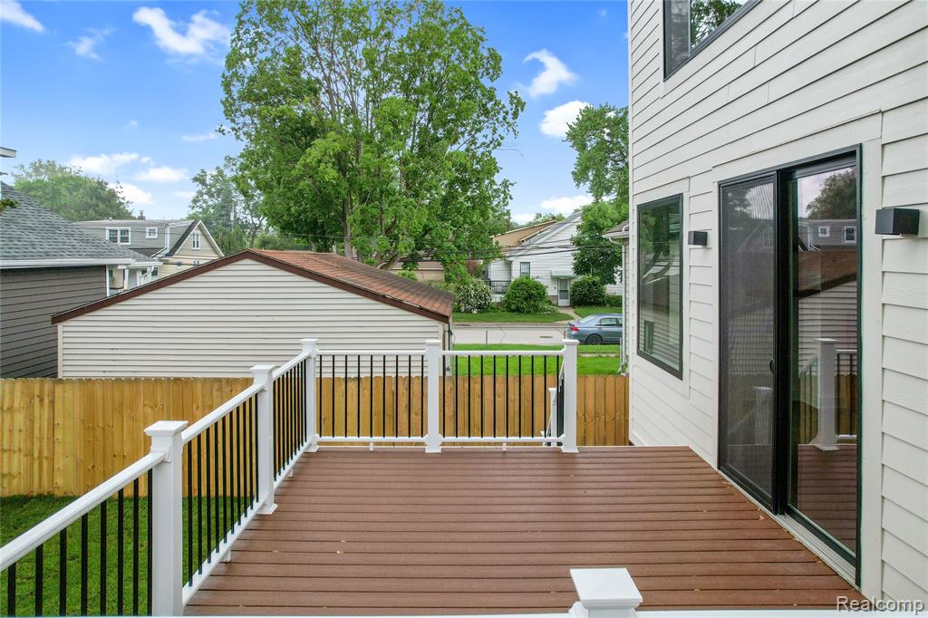 227 W Houstonia Avenue Property Photo 45