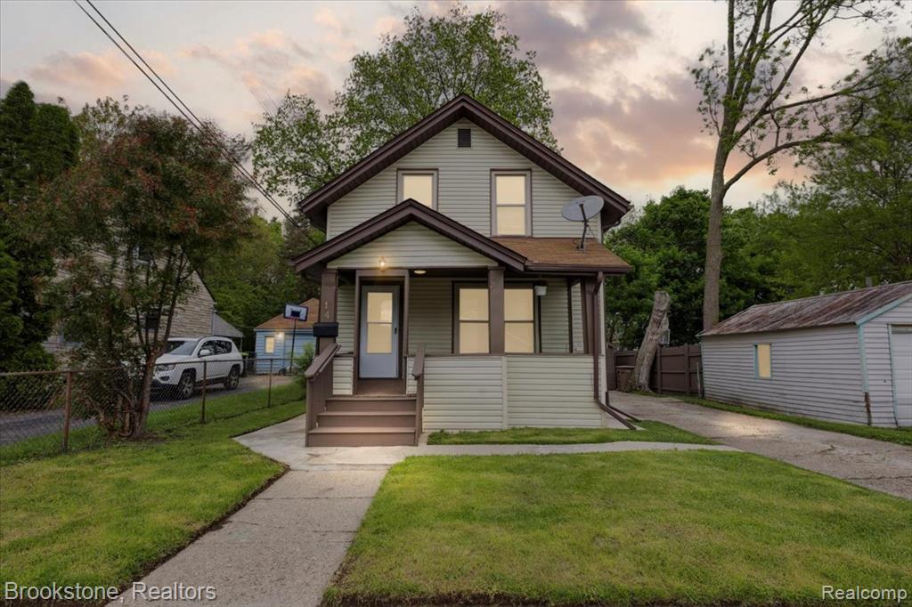 14 Hudson Avenue Property Photo 1