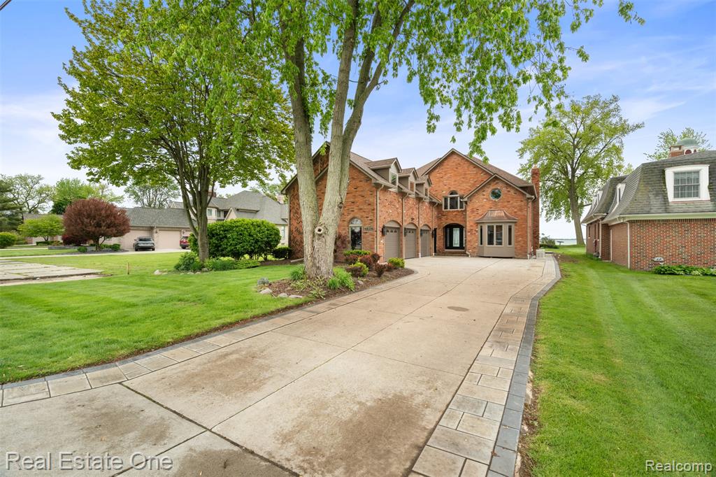 48556 Harbor Drive Property Photo 3