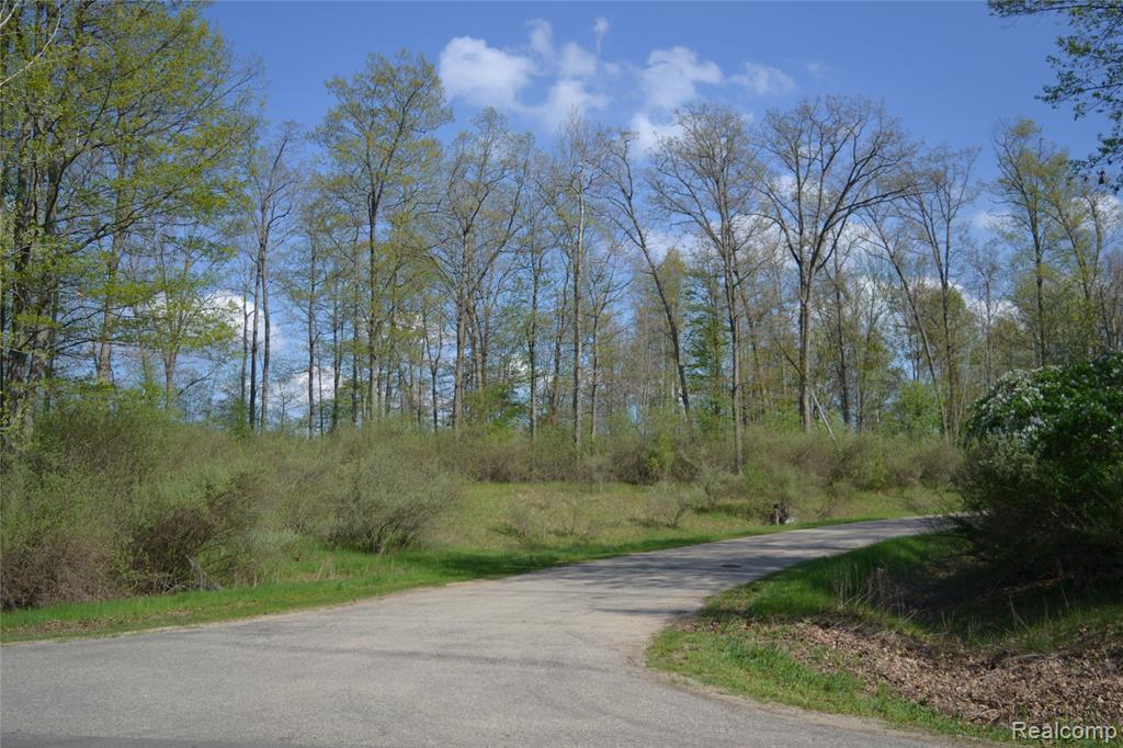00 Oak Ridge Court